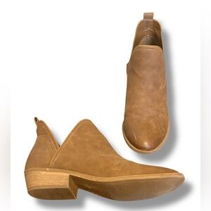 Universal Thread Nora Cognac Brown Ankle Booties Women’s Size 9.5